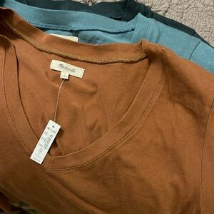 Bundle of 3 Madewell T- shirts great for Summer outings